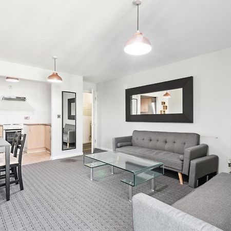 Docklands Cozy View Apartment ลอนดอน ภายนอก รูปภาพ